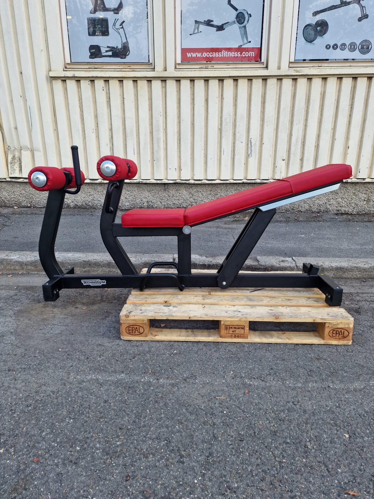 Adjustable decline/ab crunch bench Technogym Pure Strength Occass Fitness