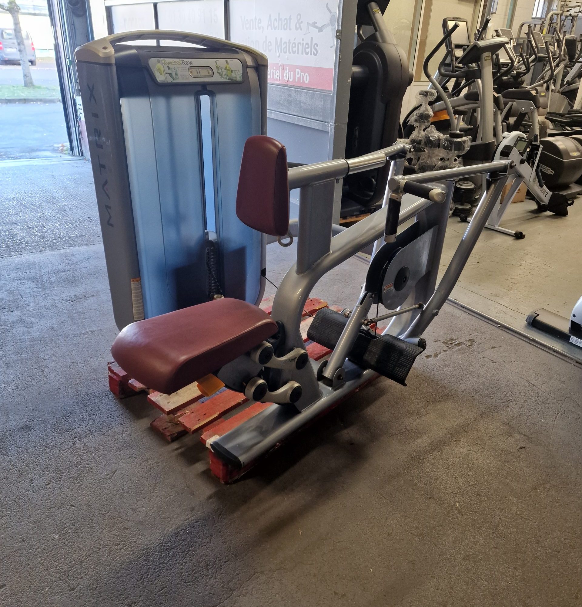 Seated Row Matrix Ultra G7-S34