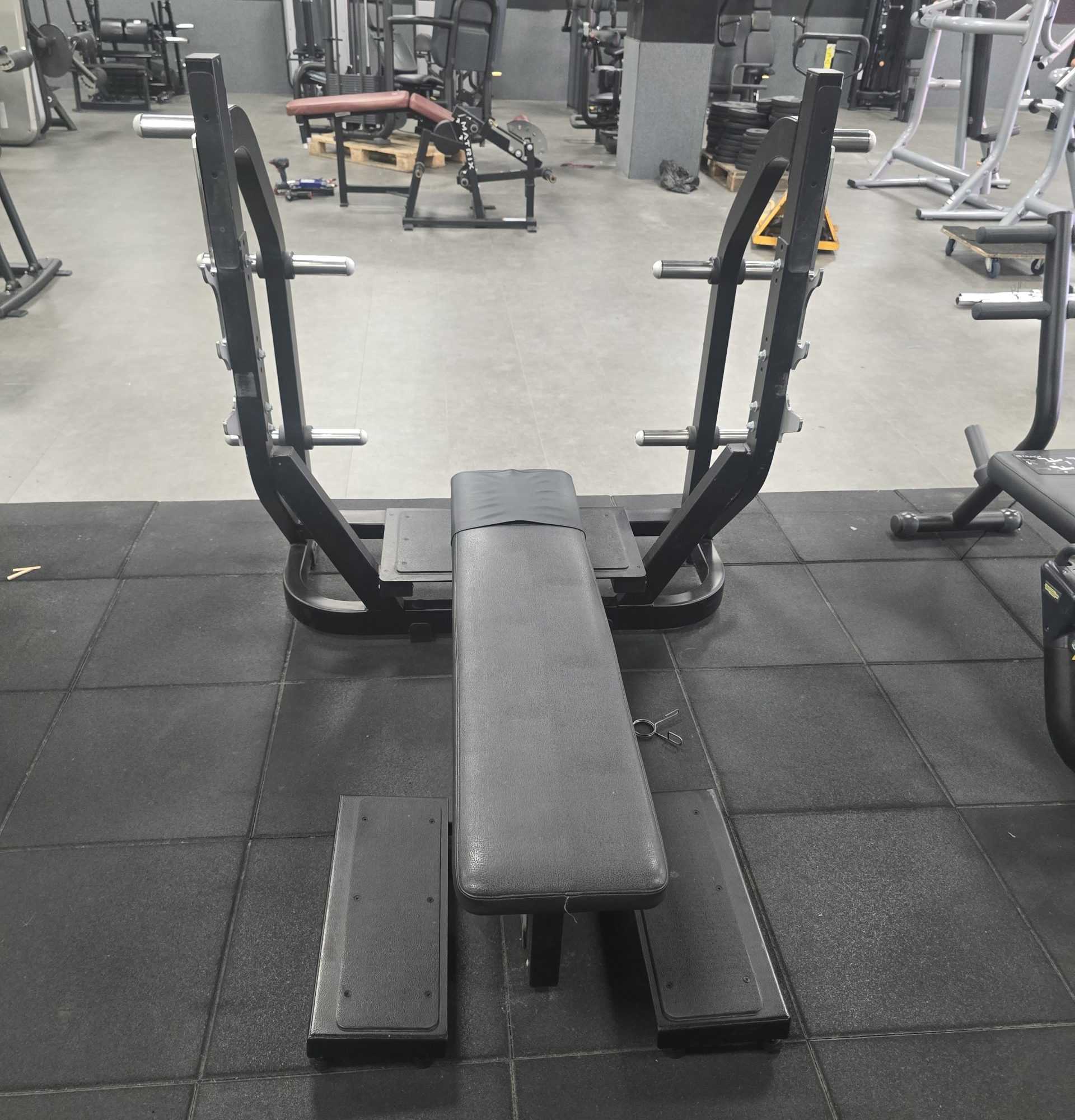 Alternative view of Banc Développé couché  Technogym Pure Strength PG07