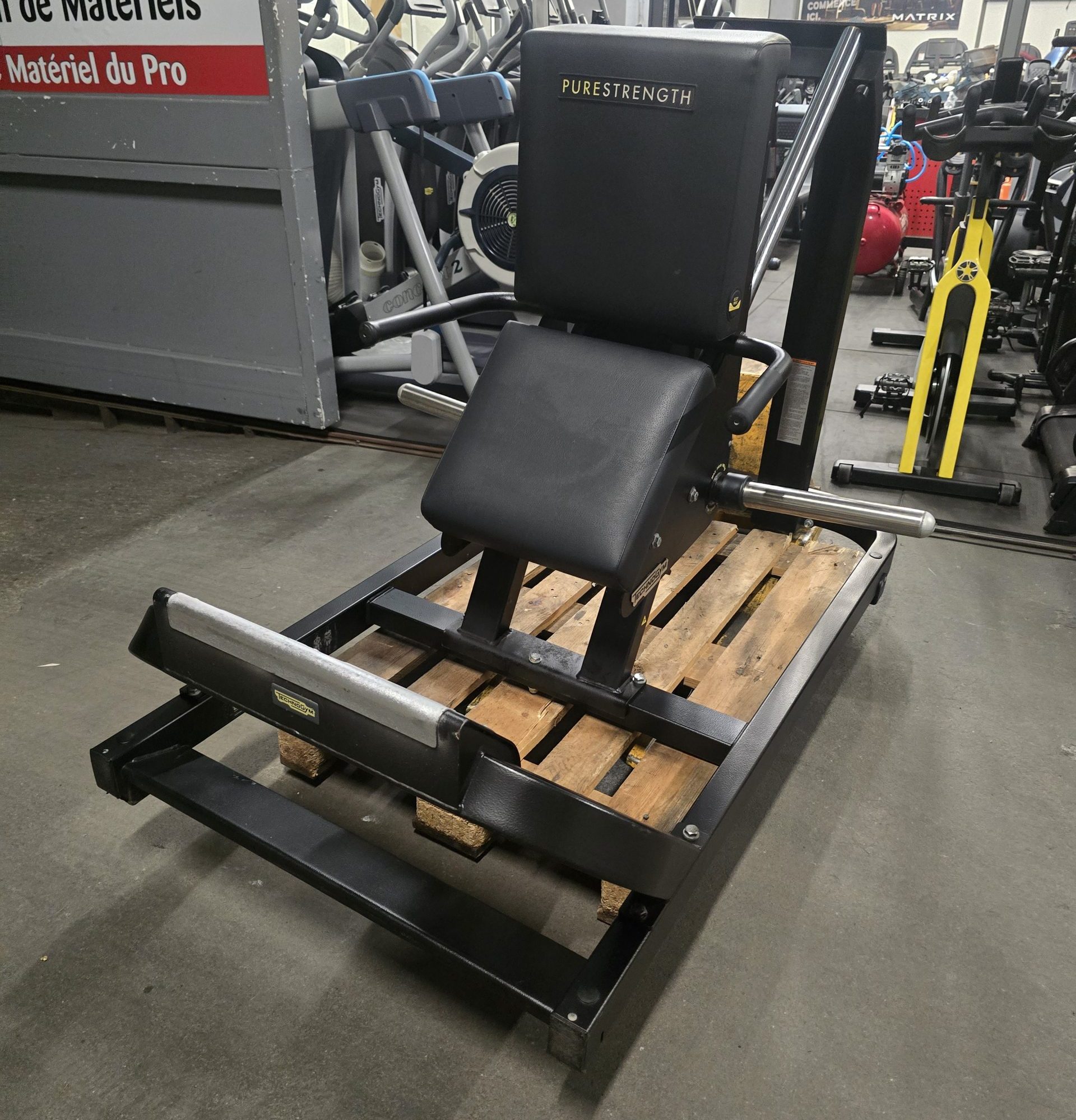 Mollet MG4500 Technogym - Pure Strength